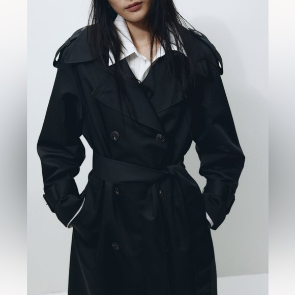 London Fog Belted Trench Coat - Picture 4 of 7